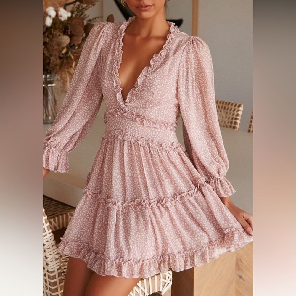 NWOT RARE Olivaceous Open Back Long-Sleeve Mini Dress Size S - Picture 8 of 13